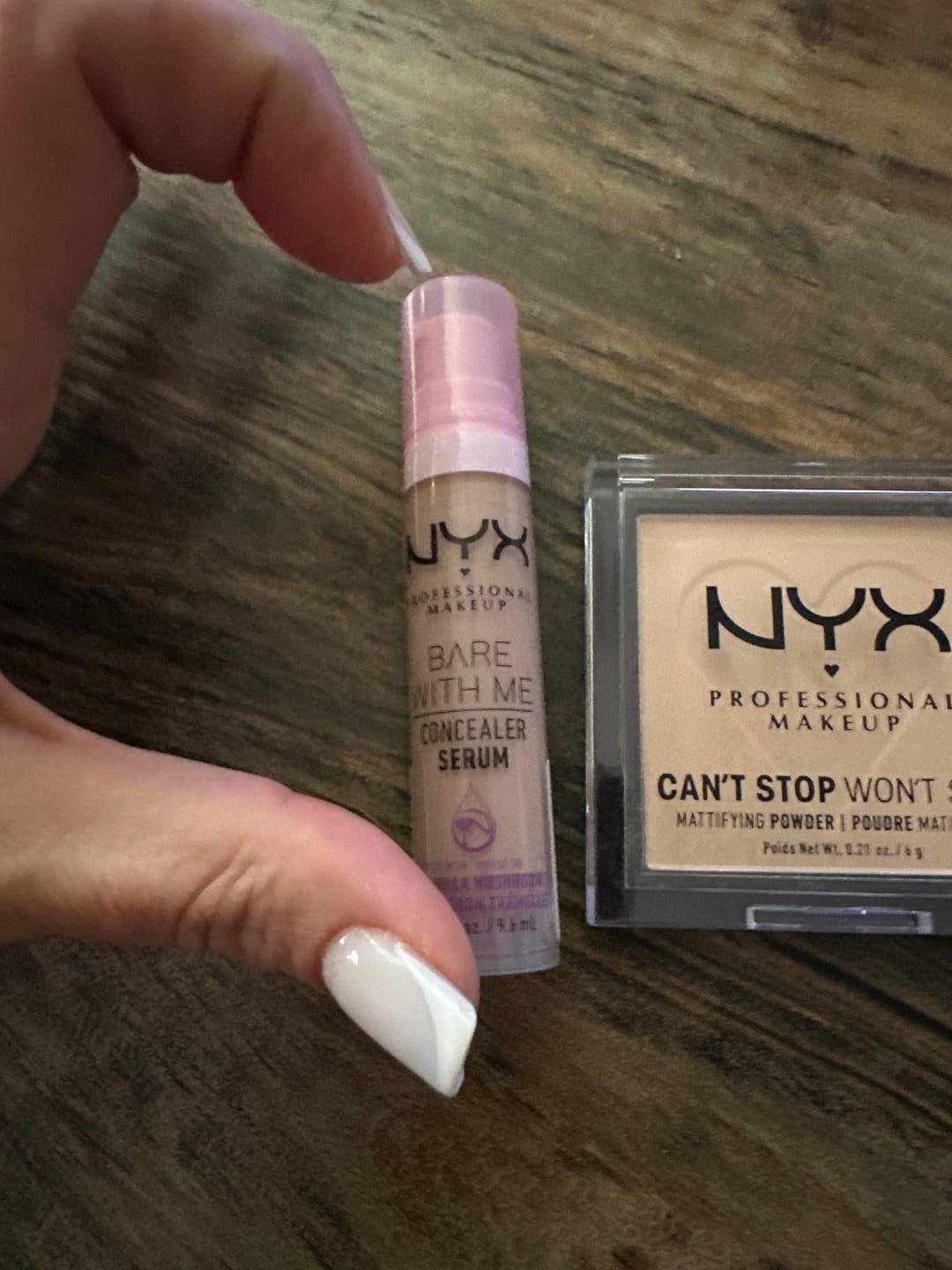 Customer photo review of NYX Professional Makeup Bare With Me Concealer Serum ניקס קונסילר סרום באר וויז מי המעניק לחות עד 24 שעות