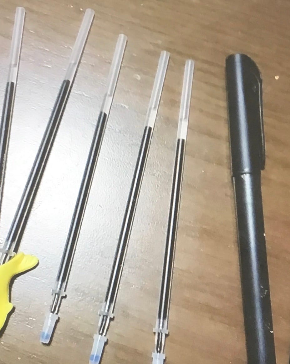 Customer photo review of まほうのドリル専用ペン(替芯5本・矯正グッズ付)