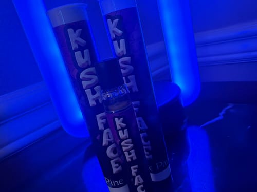 Customer photo review of Pine Park Kush Face Rosin Disposable