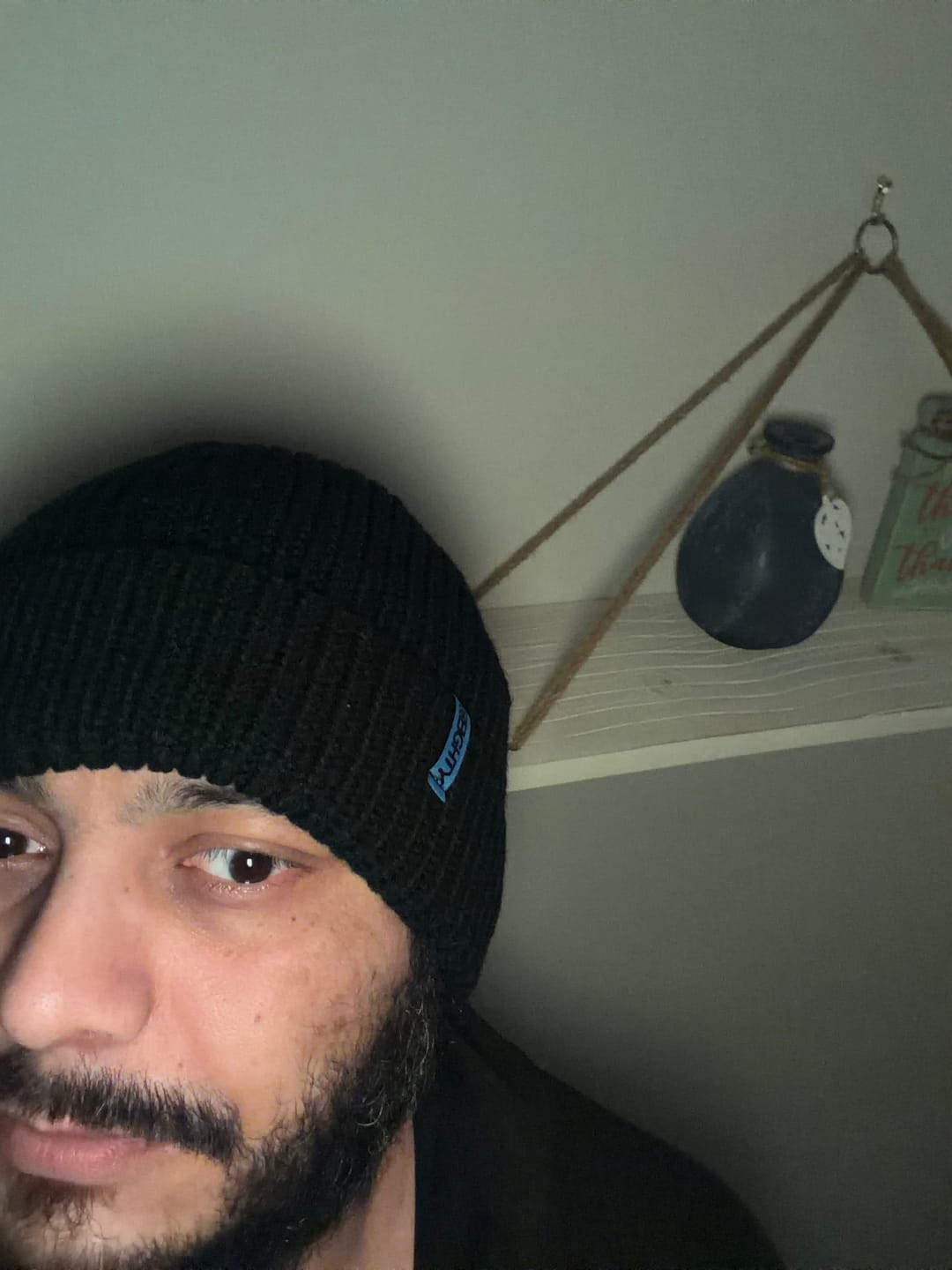 Customer photo review of 80eighty® Onyx Beanie