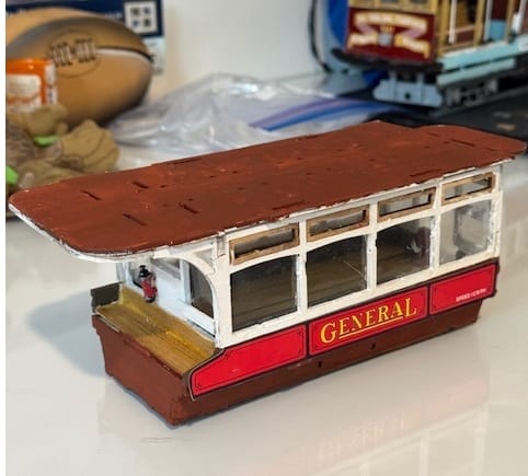 Reseña con foto de un cliente sobre Maqueta Autobús AEC Bus B-type