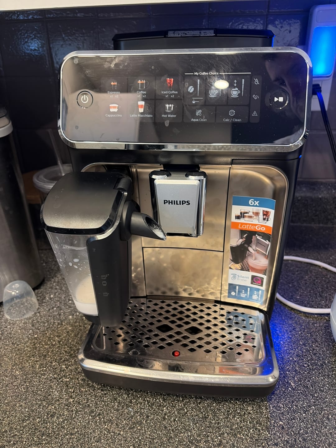 Customer photo review of Philips - Series 3300 LatteGo (SilentBrew) EP3347/90
