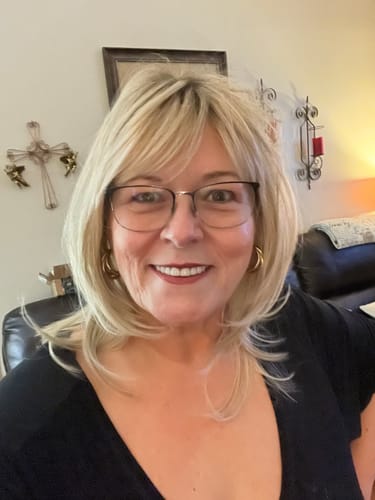 Customer photo review of SAVING GRACE - Paparazzi Blonde