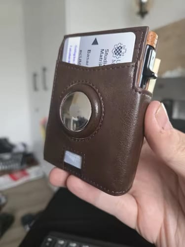 Customer photo review of Portefeuille Magnétique- Avenia™