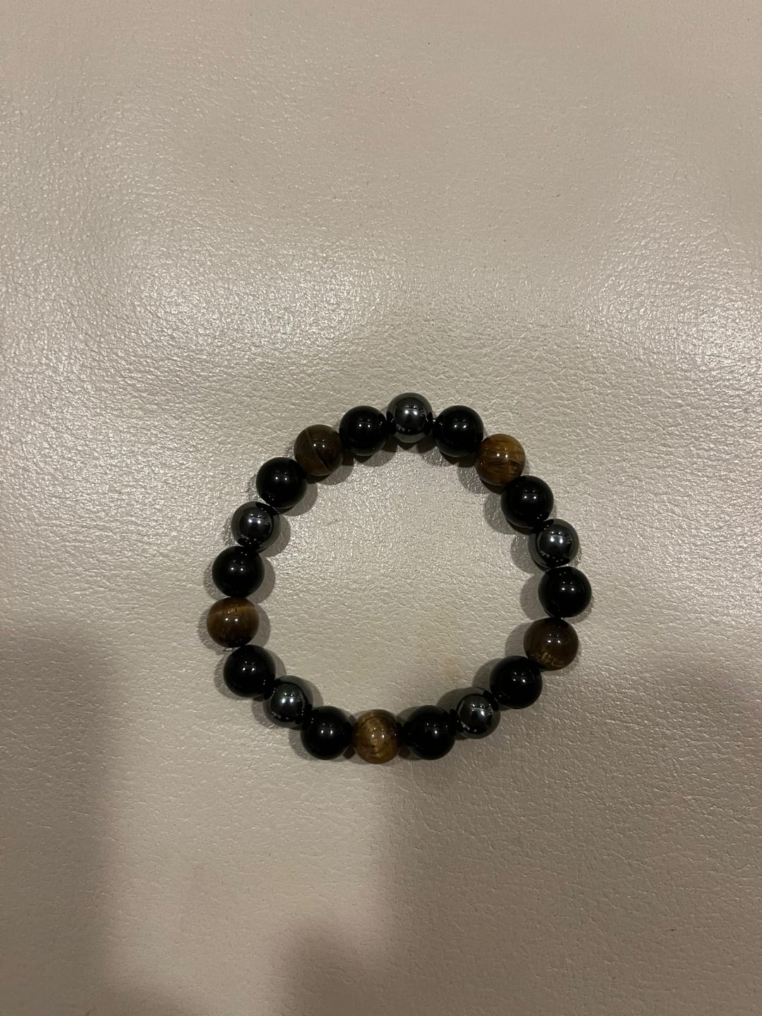 Customer photo review of DREIFACHER SCHÜTZER Tigerauge - Hämatit - Schwarzer Obsidian