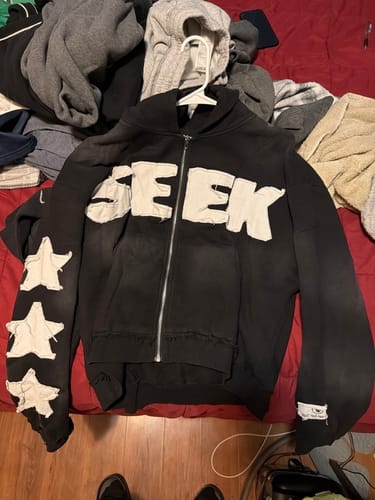Customer photo review of SEEK ZIPUP