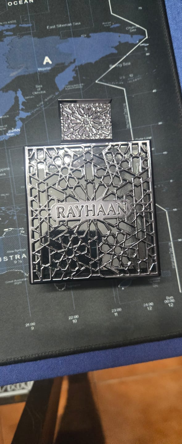 Customer photo review of Rayhaan Obsidian Eau De Parfum For Unisex