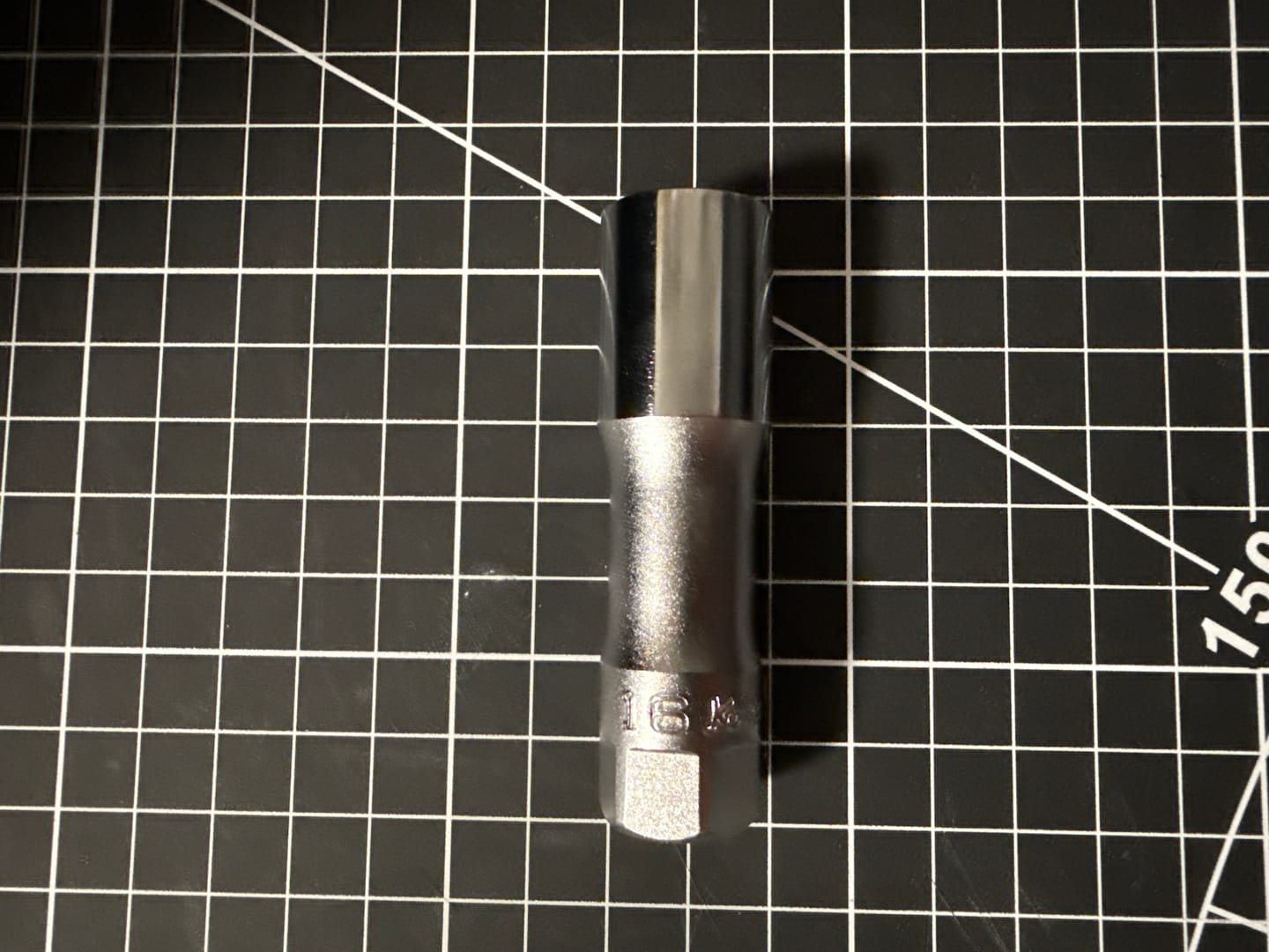 Customer photo review of Ko-ken 3300CZ-16 Hex 3/8 Sq. Drive 6 Point Socket 16 mm L.70 mm