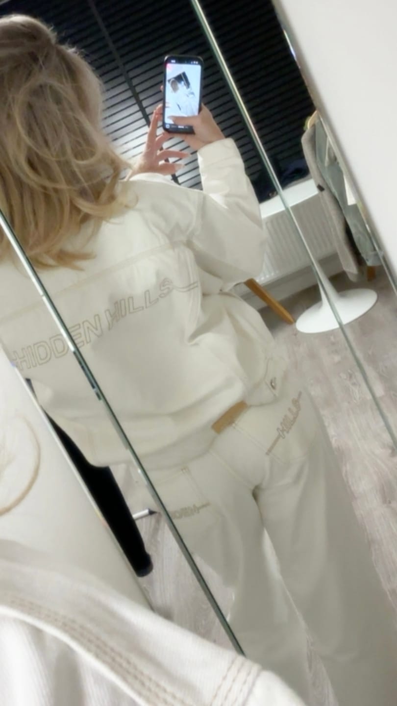 Customer photo review of LOGO STITCH DENIM JACKET OFF WHITE