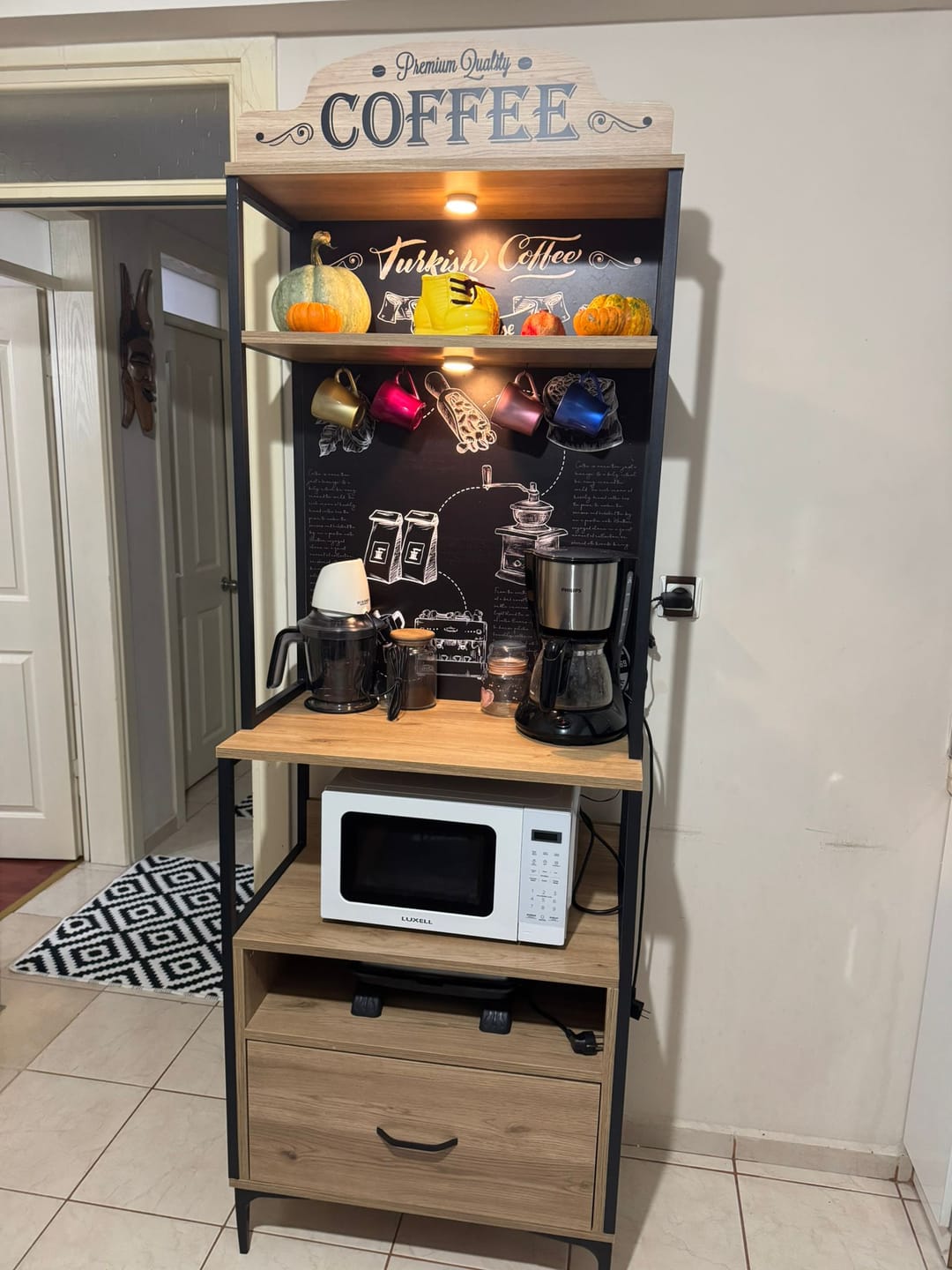 Customer photo review of Rani JE154 Işıklı Kahve Köşesi Çekmeceli Çok Amaçlı Mutfak Dolabı Sepet Ceviz