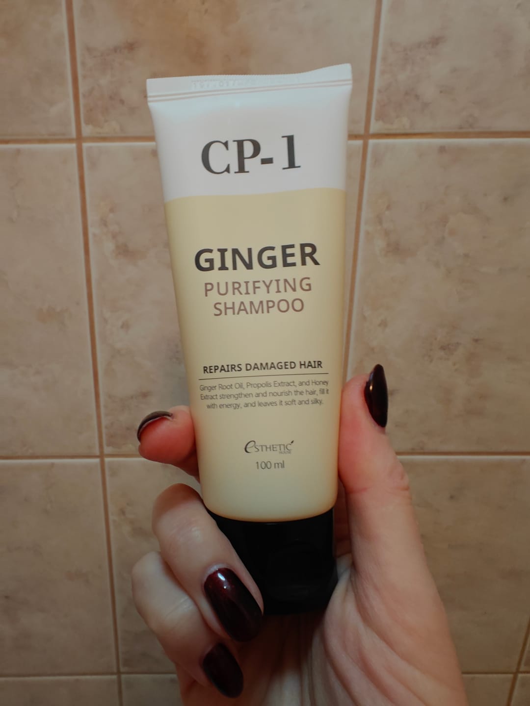 Customer photo review of Atjaunojošs šampūns matiem ar ingvera sakni CP-1 Ginger Purifying Shampoo