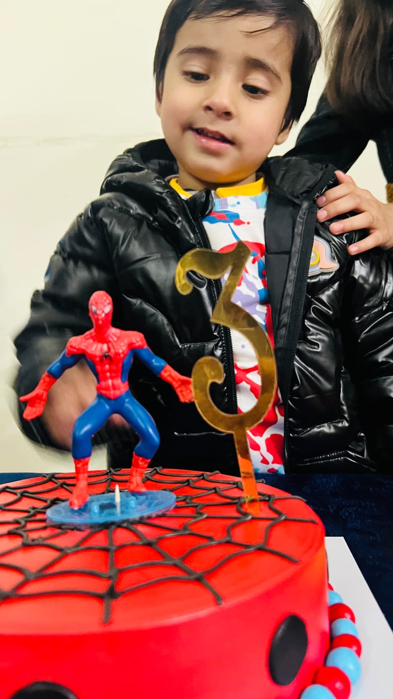 Customer photo review of Spidey Web Birthday Cake