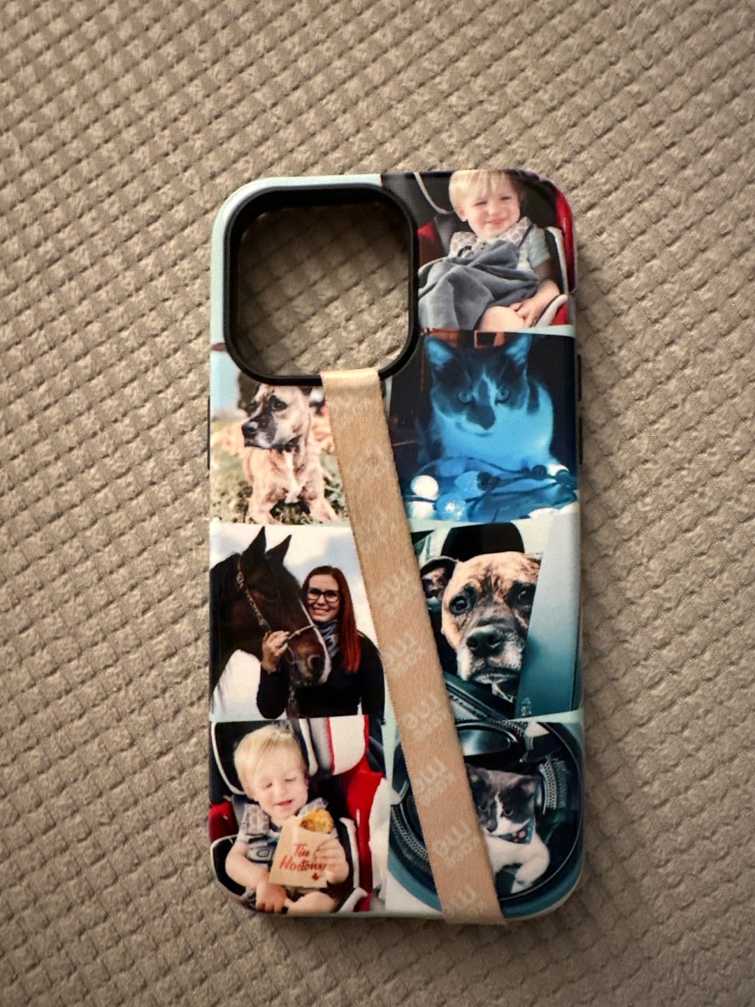 Customer photo review of Custom - iPhone 16
