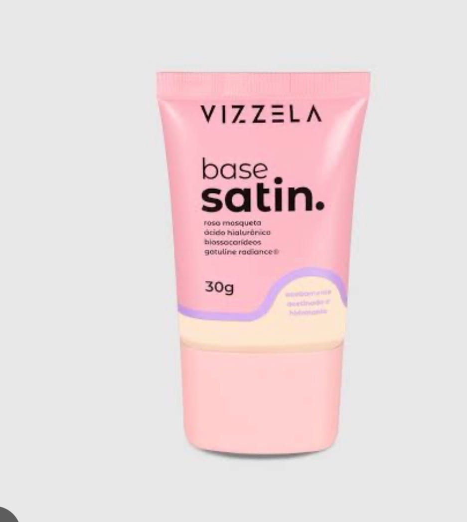 Customer photo review of Base Líquida SATIN - Vizzela