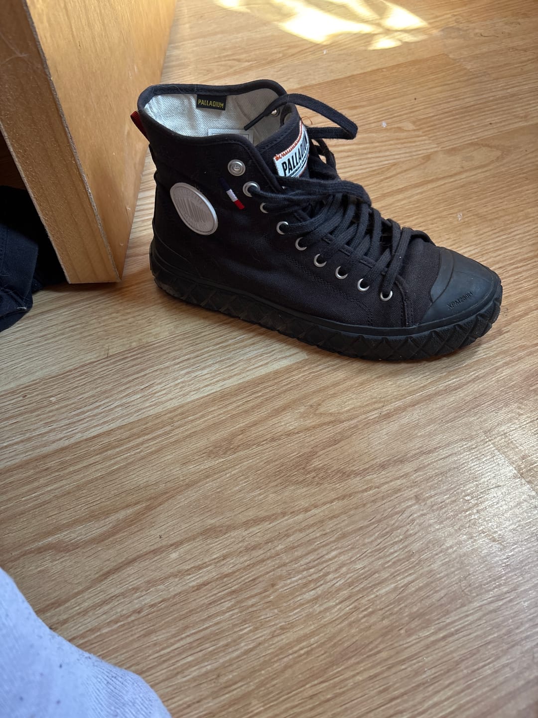 Customer photo review of Zapatilla Palladium Palla Ace Cvs Mid Unisex Mono Negro