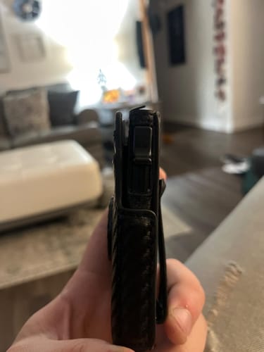 Customer photo review of Portefeuille Magnétique- Avenia™