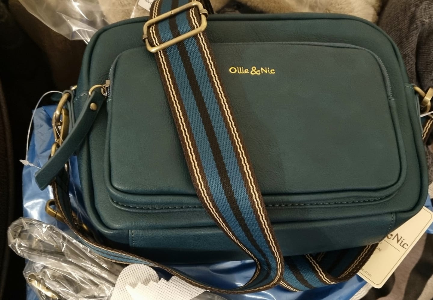 Customer photo review of Doyle Crossbody - Teal