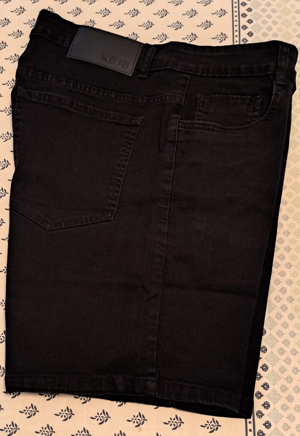 Customer photo review of Ultra Stretch 7" Denim Shorts - Black