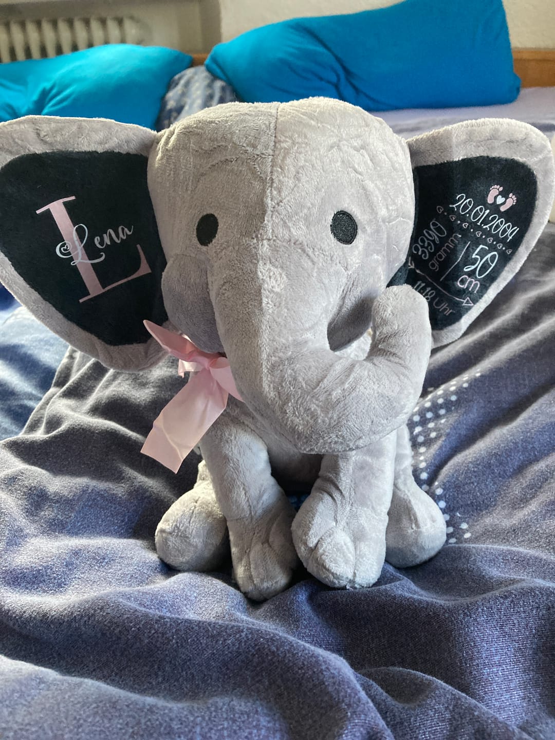 Customer photo review of Kuschel Elefant - Baby-Stofftier