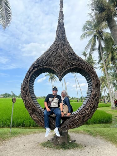 Customer photo review of New Era 9FORTY E-Frame Trucker Patch Green Snapback