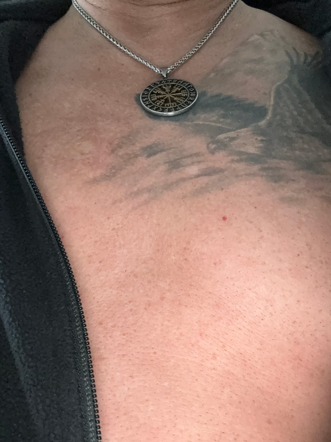 Customer photo review of Vegvísir Necklace