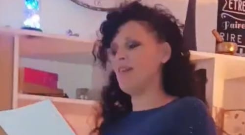 Customer photo review of Chanson personnalisée MP3 – Votre histoire en musique