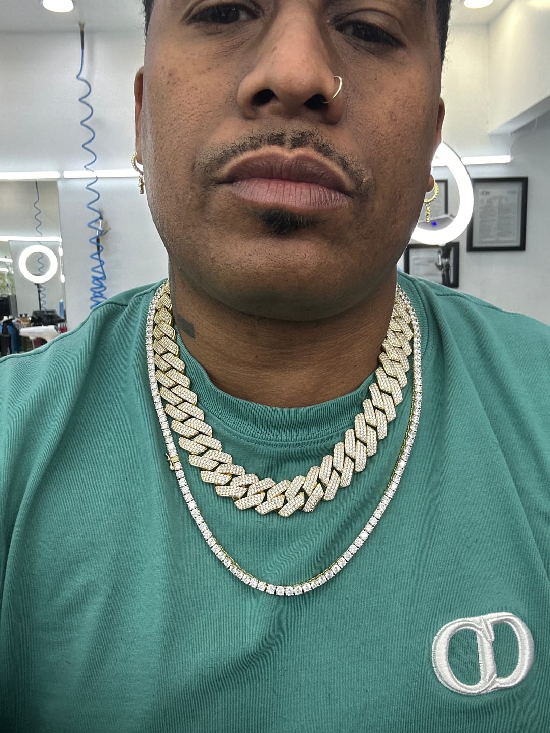 Customer photo review of 20mm Monaco Chain - Gold