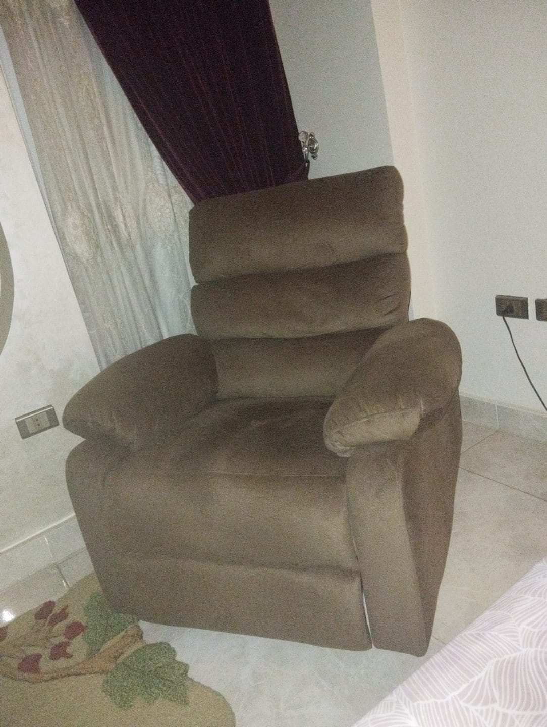 Customer photo review of Razy- Lazy Boy Chair