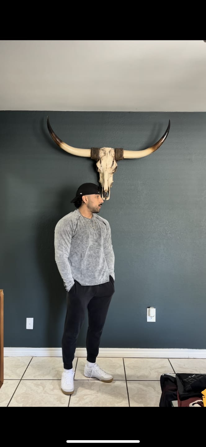 Customer photo review of 8068 - Proper Longsleeves
