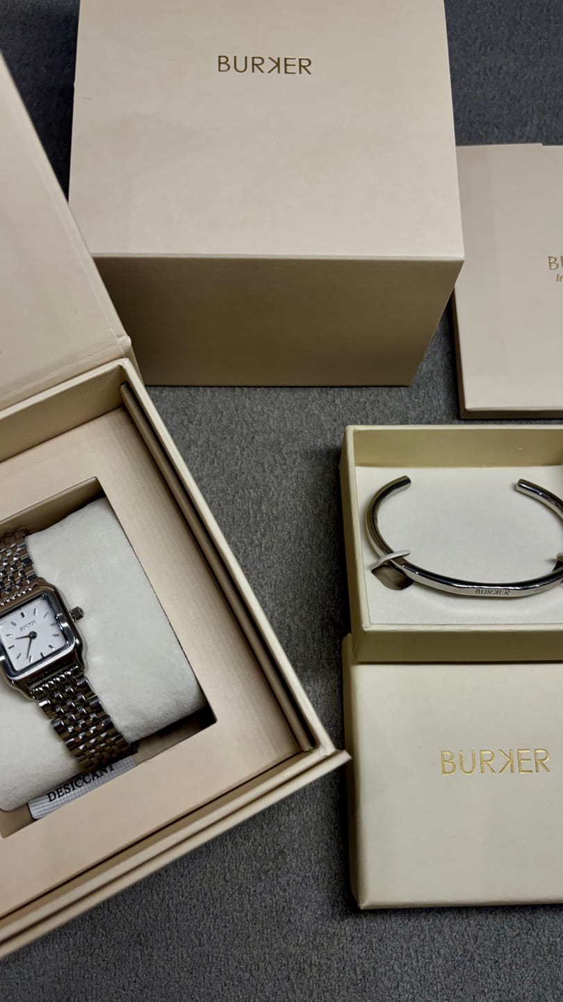 Customer photo review of Macy Petite Silver White