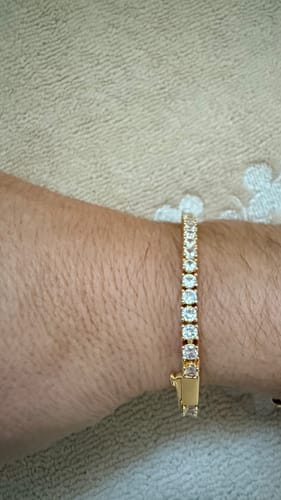 Customer photo review of Bracciale Tennis in Zirconi Bianchi