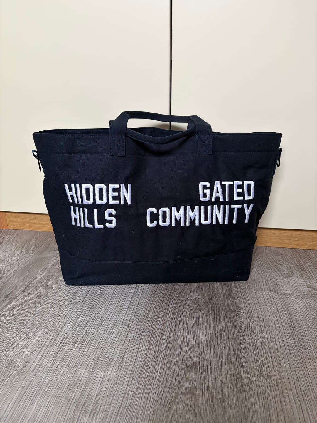 Customer photo review of GATED COMMUNITY CANVAS SHOPPER BAG