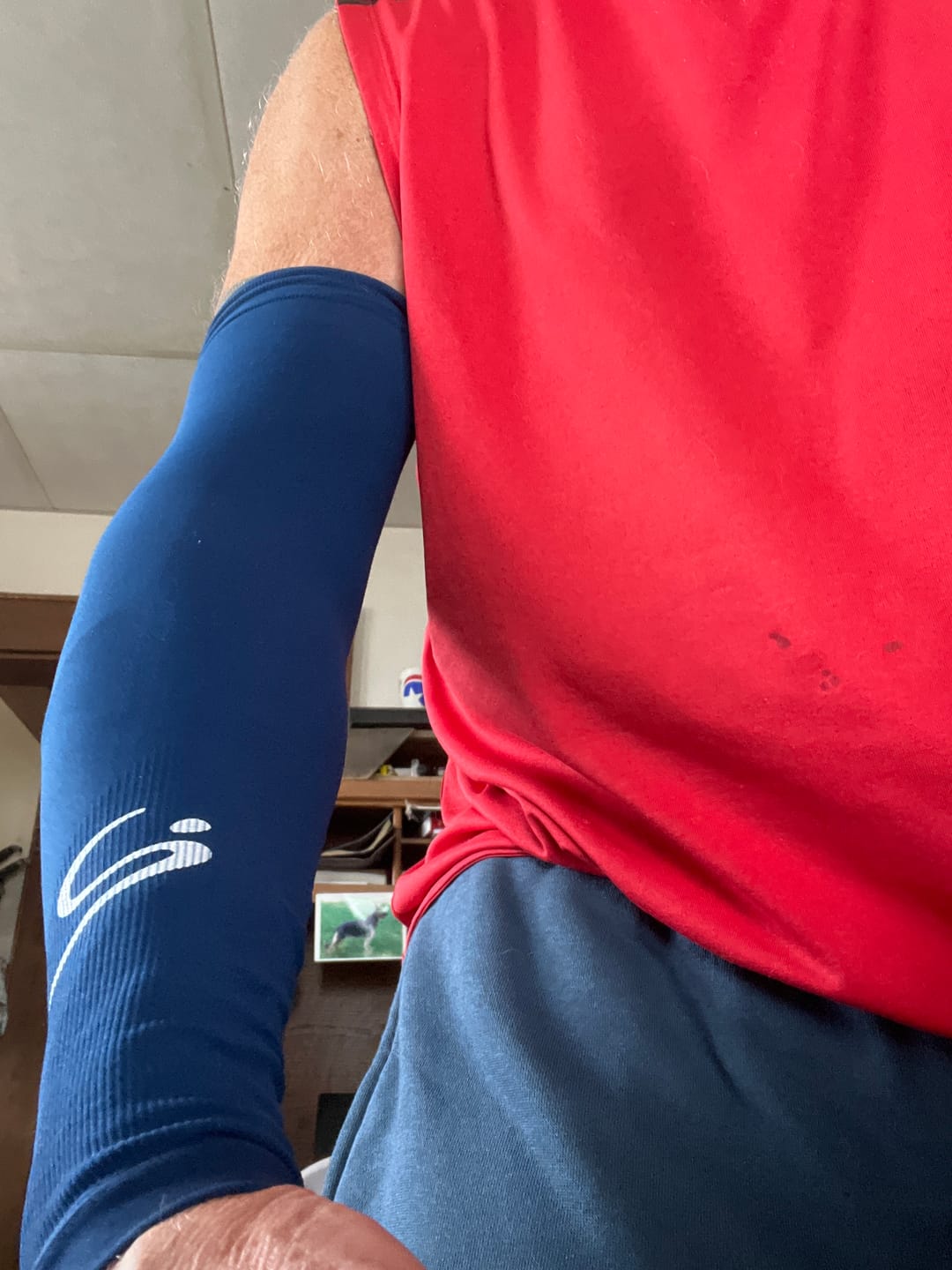 Customer photo review of STORYi Sun Sleeves – Navy/White
