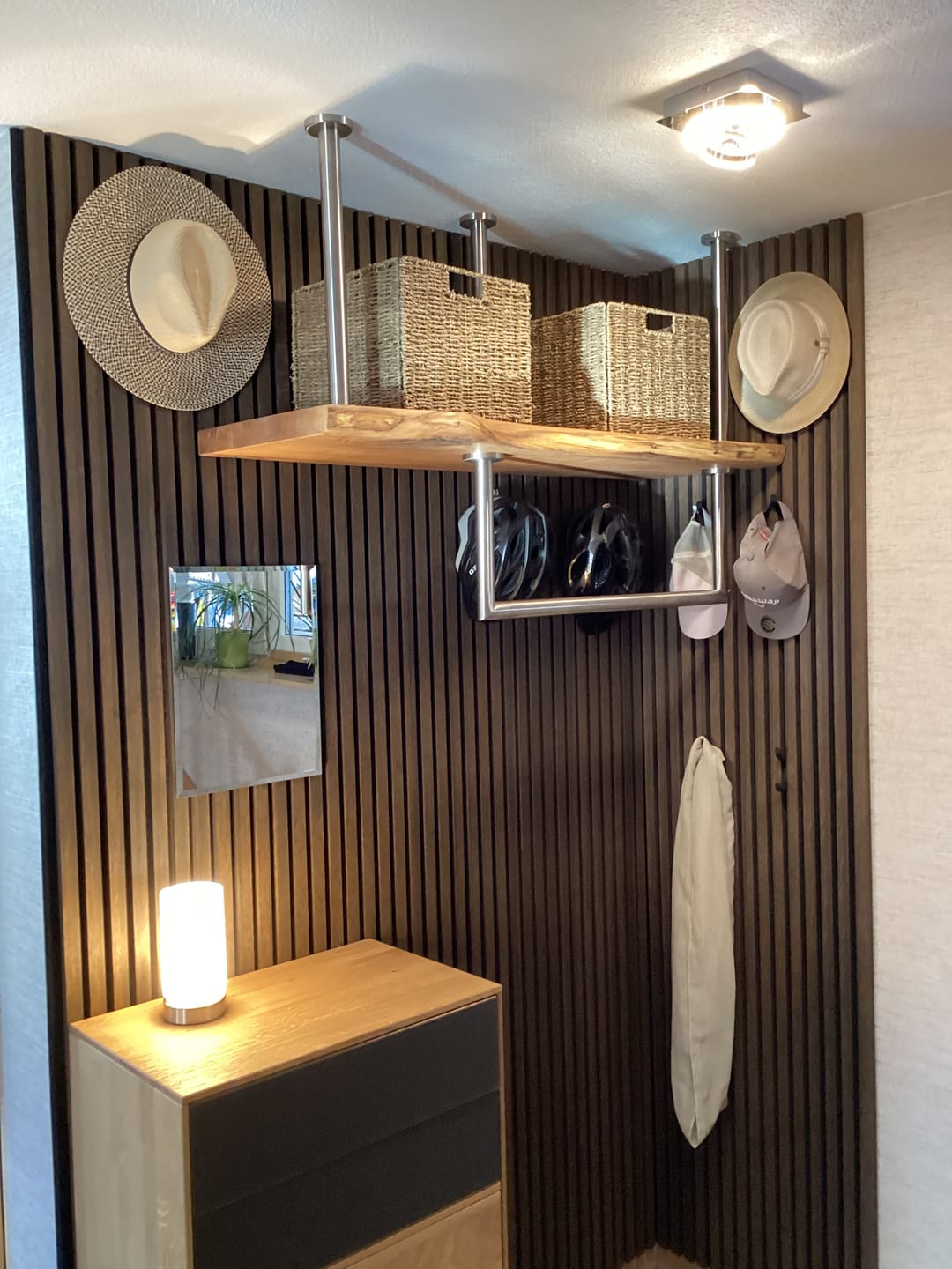 Customer photo review of Akustikpaneele Eiche Geräuchert | 240 cm x 60 cm | Dreiseitig Echtholzfurnier