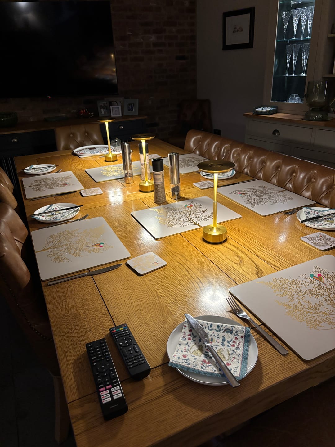 Customer photo review of Cordless Modern Aura Table Lamp - Cordless Table Lamp with Touch Control & Modern Nordic Design