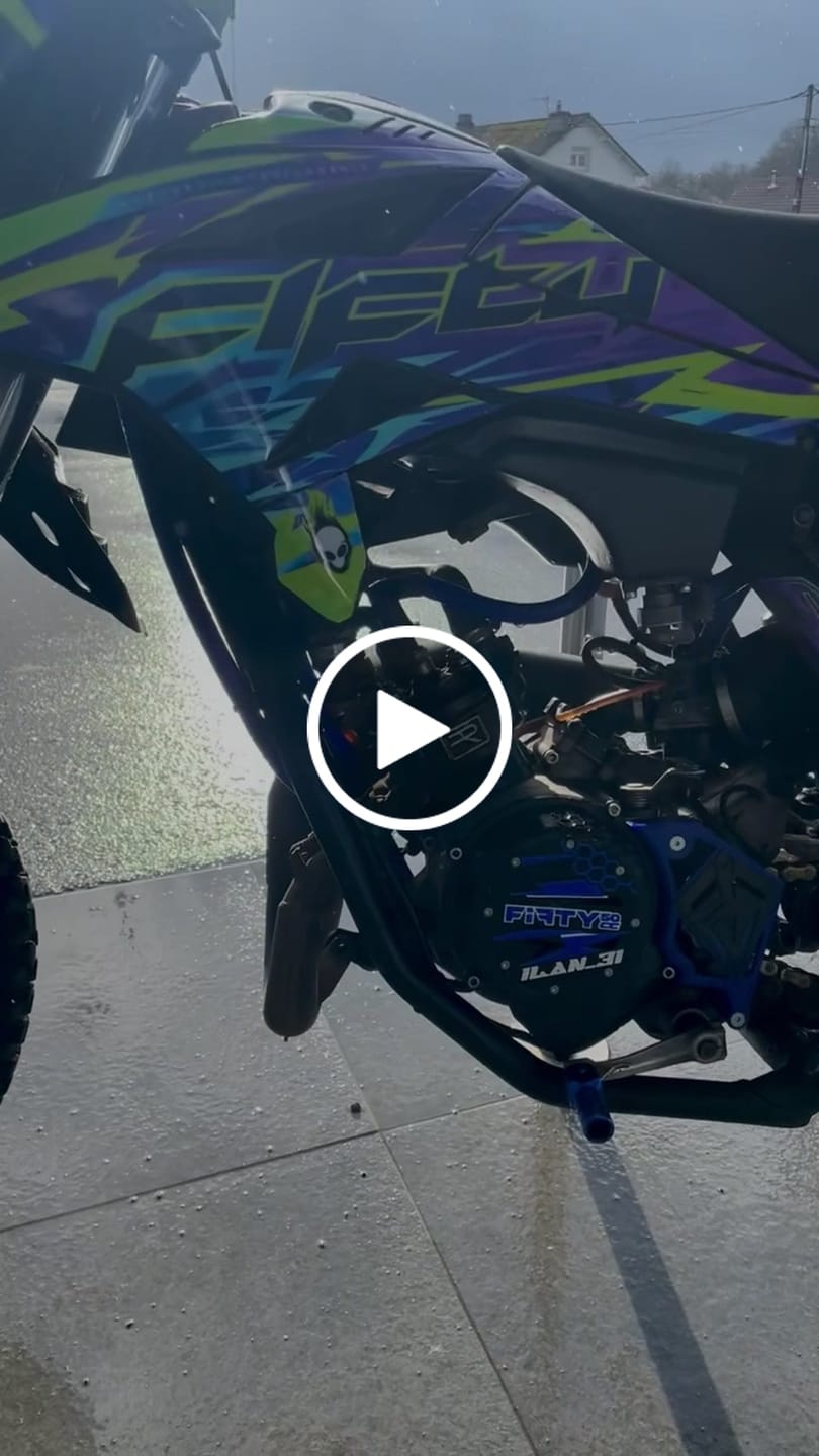 Customer video review of Kit déco 100% personnalisable 50cc