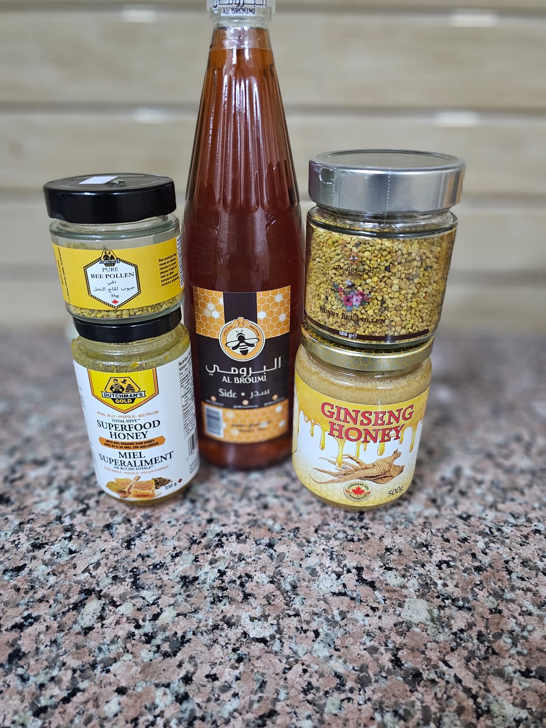 Customer photo review of غذاء خلية النحل الشامل - داتشمانز جولد