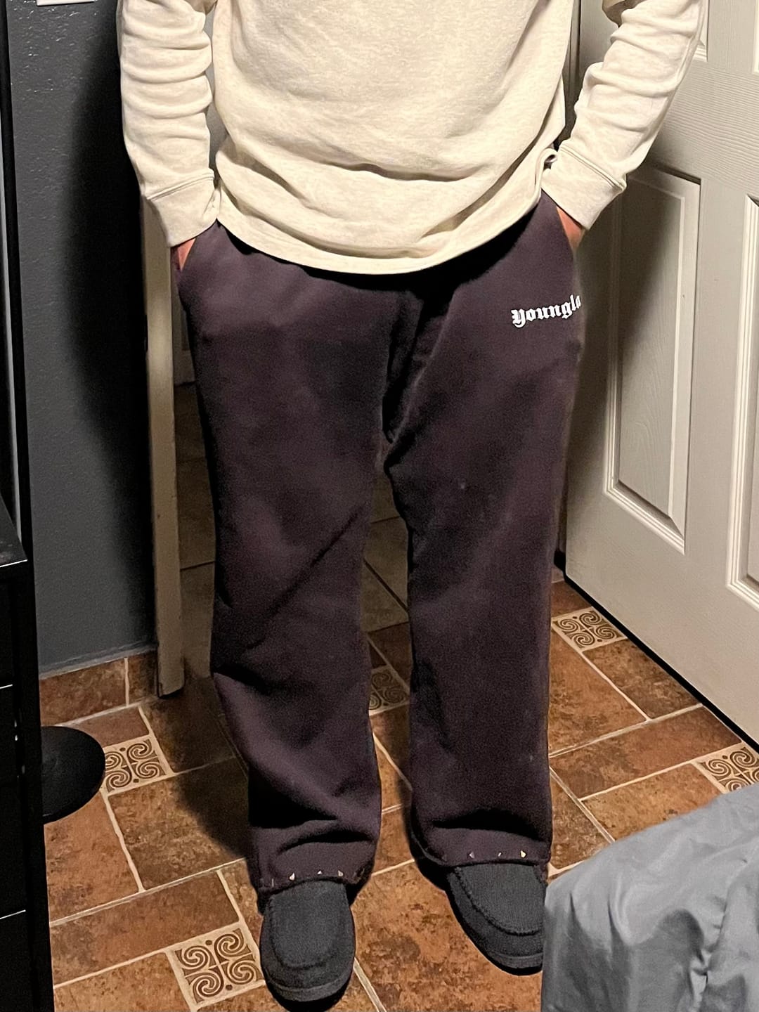 Customer photo review of 2087 - Stud Sweats