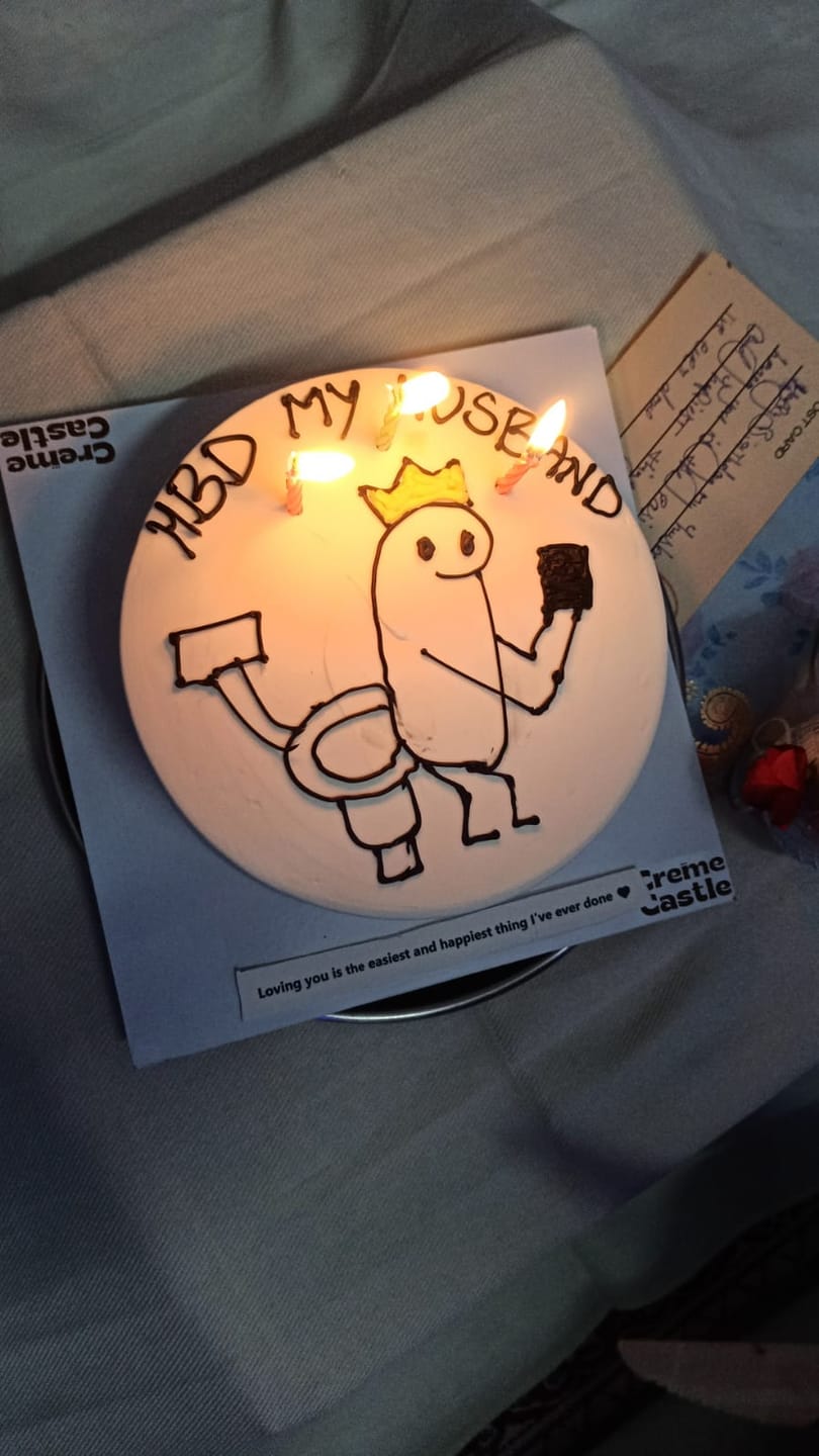 Customer photo review of King Meme Cake