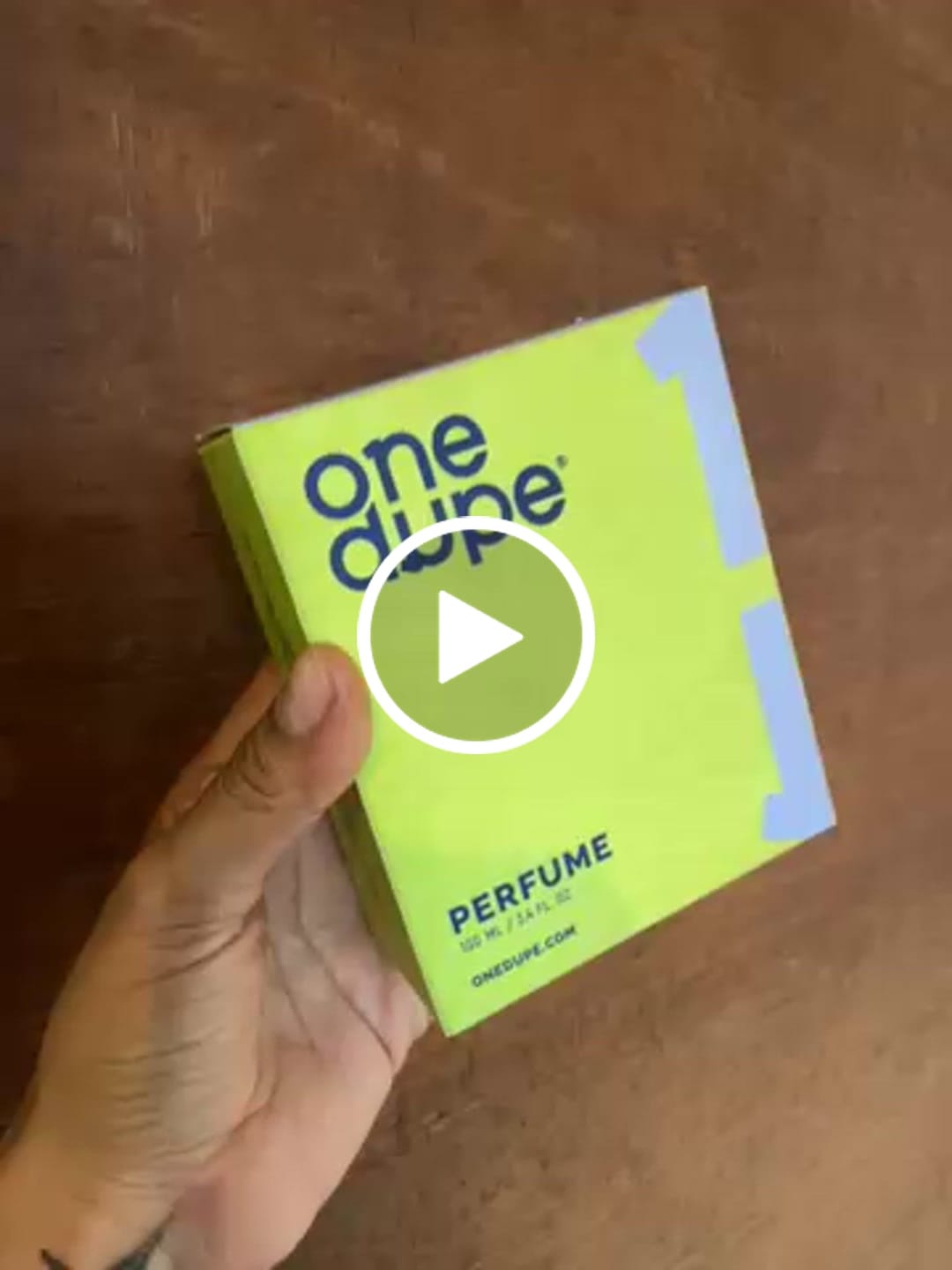 Customer video review of Perfume inspirado en Santal 33 Le Labo