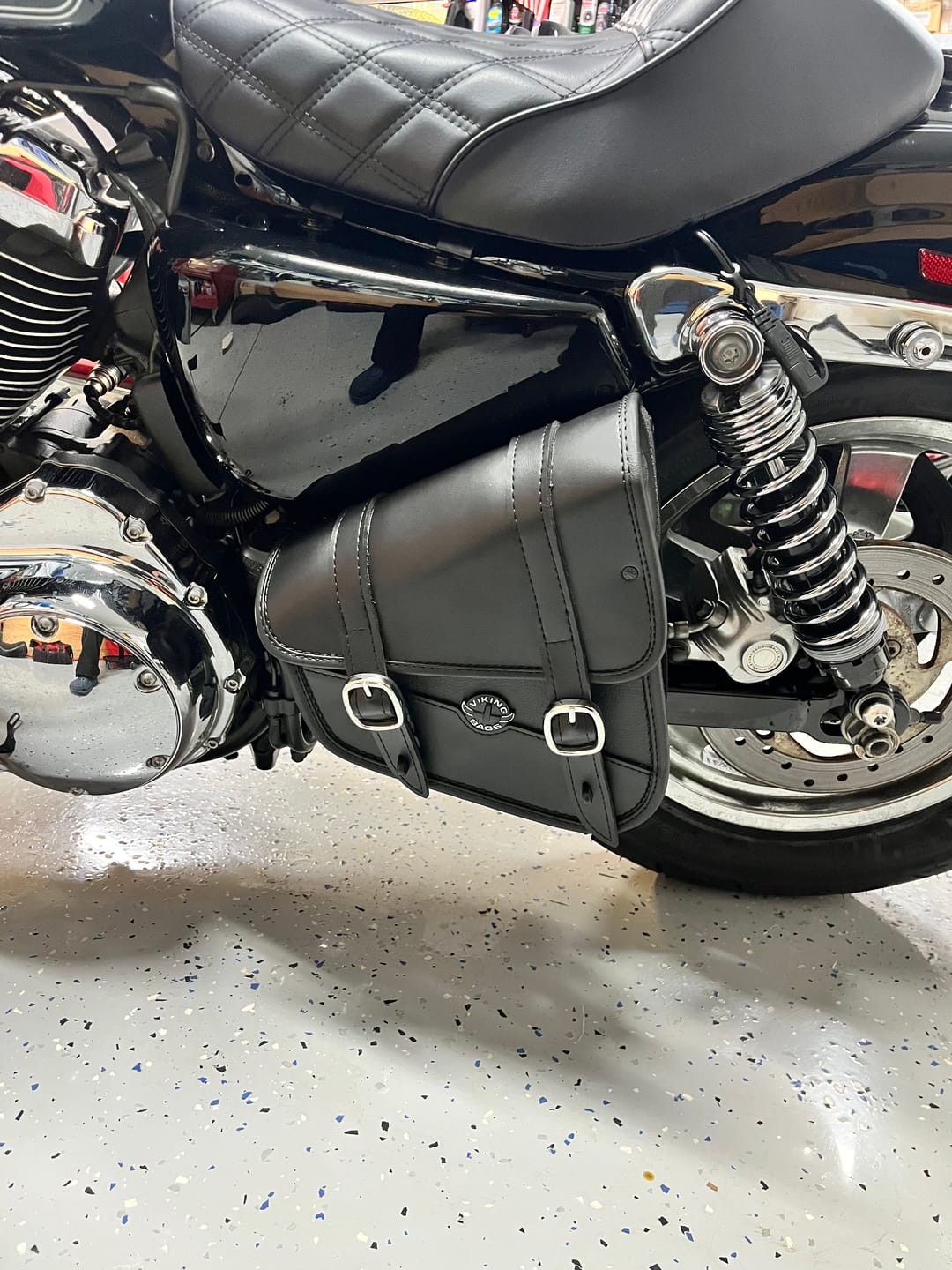 Customer photo review of 3L - Crafted Harley Sportster Specific Motorcycle Swing Arm Bag