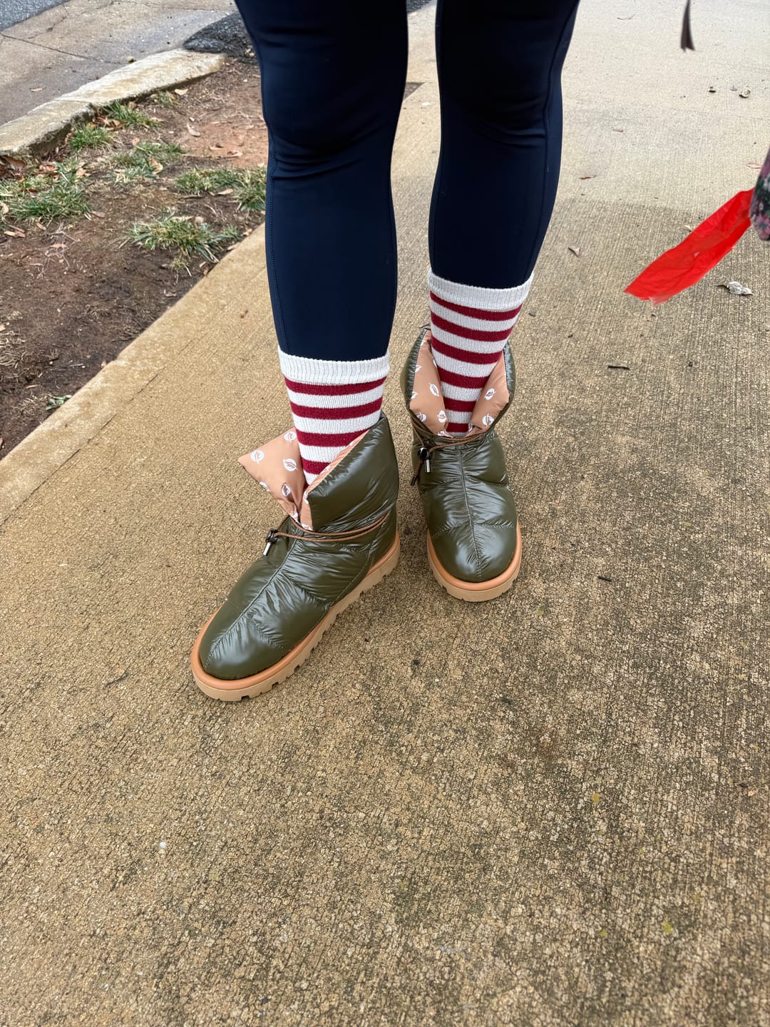 Customer photo review of Shiny Khaki Down Boot