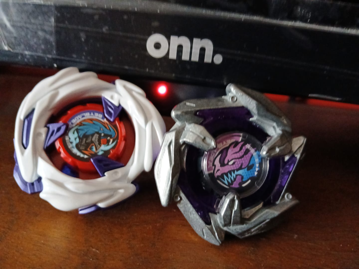 Customer photo review of [Pre-Order] Takara Tomy Beyblade X UX-18 Mummy Curse Random Booster