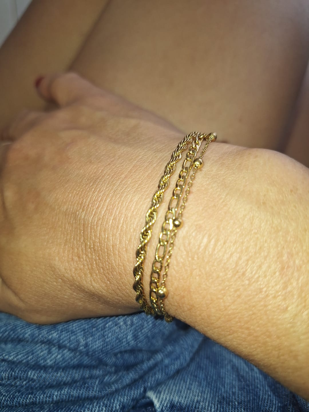 Customer photo review of Colar Chloé Banhado em Ouro 18k