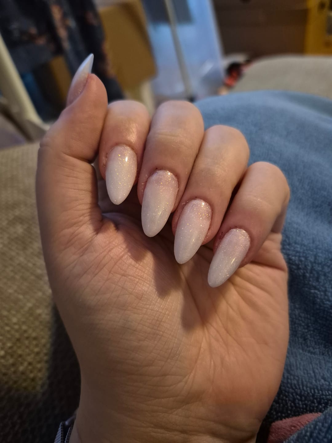 Customer photo review of Make Up Gel - princess - HEMA frei | Zartes HEMA-freies Aufbaugel für empfindliche Nägel