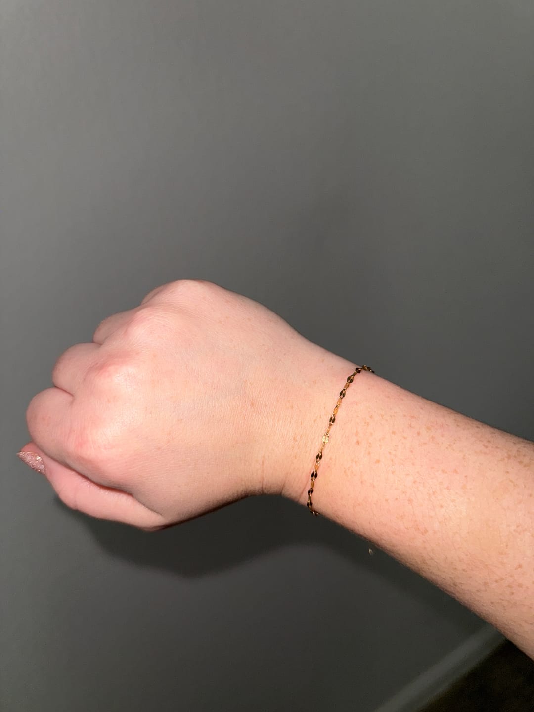 Customer photo review of Single Dainty Bracelet