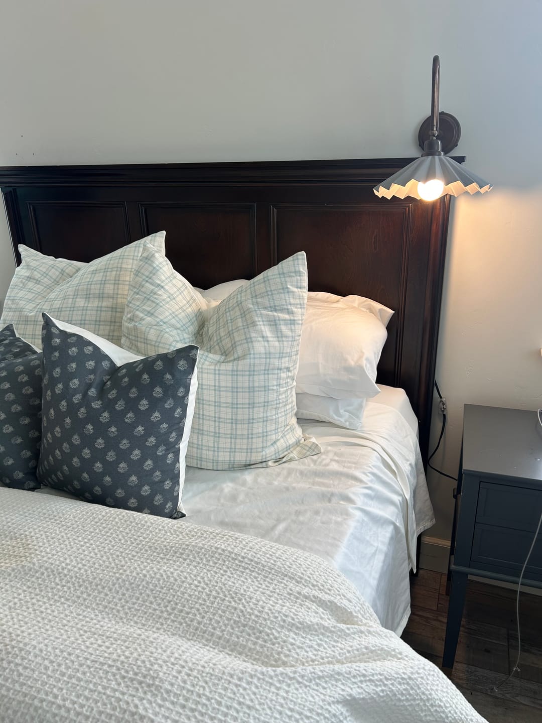 Customer photo review of Clay Vintage in Blue - 18" | 22" | 24"