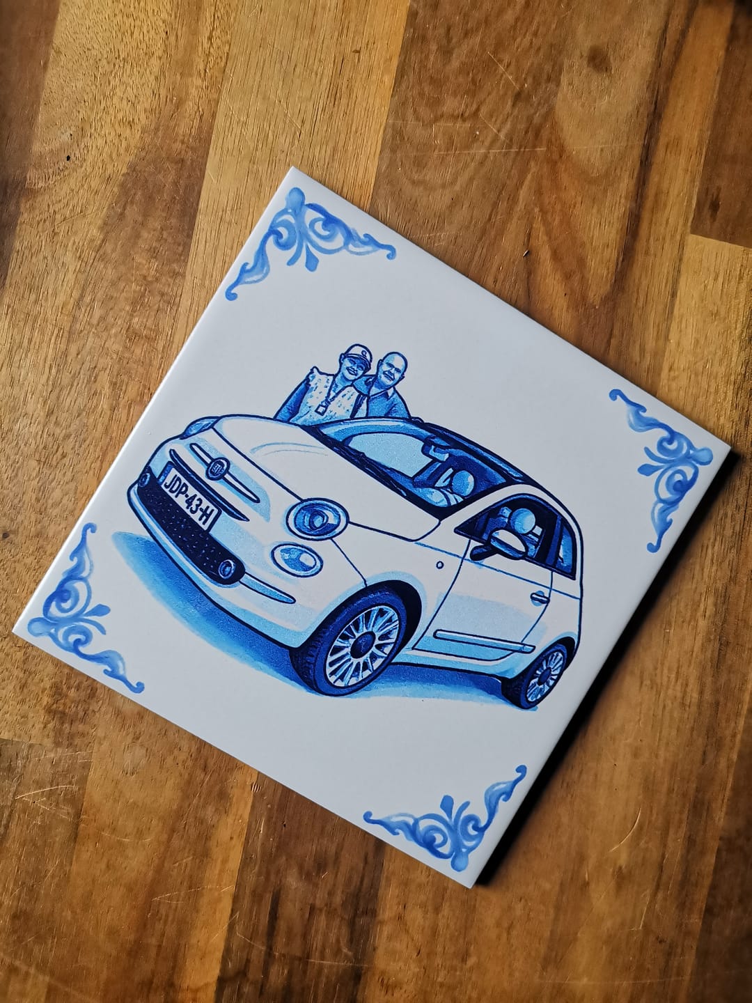 Customer photo review of Delfts Blauw tegeltje bedrukken met eigen auto