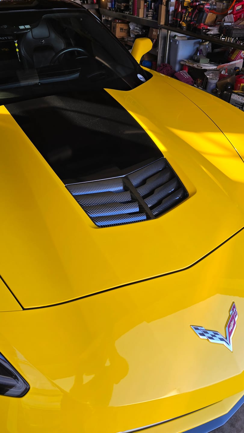 Customer photo review of Corvette C7 Base Model Z06 Conversion Hood Vent