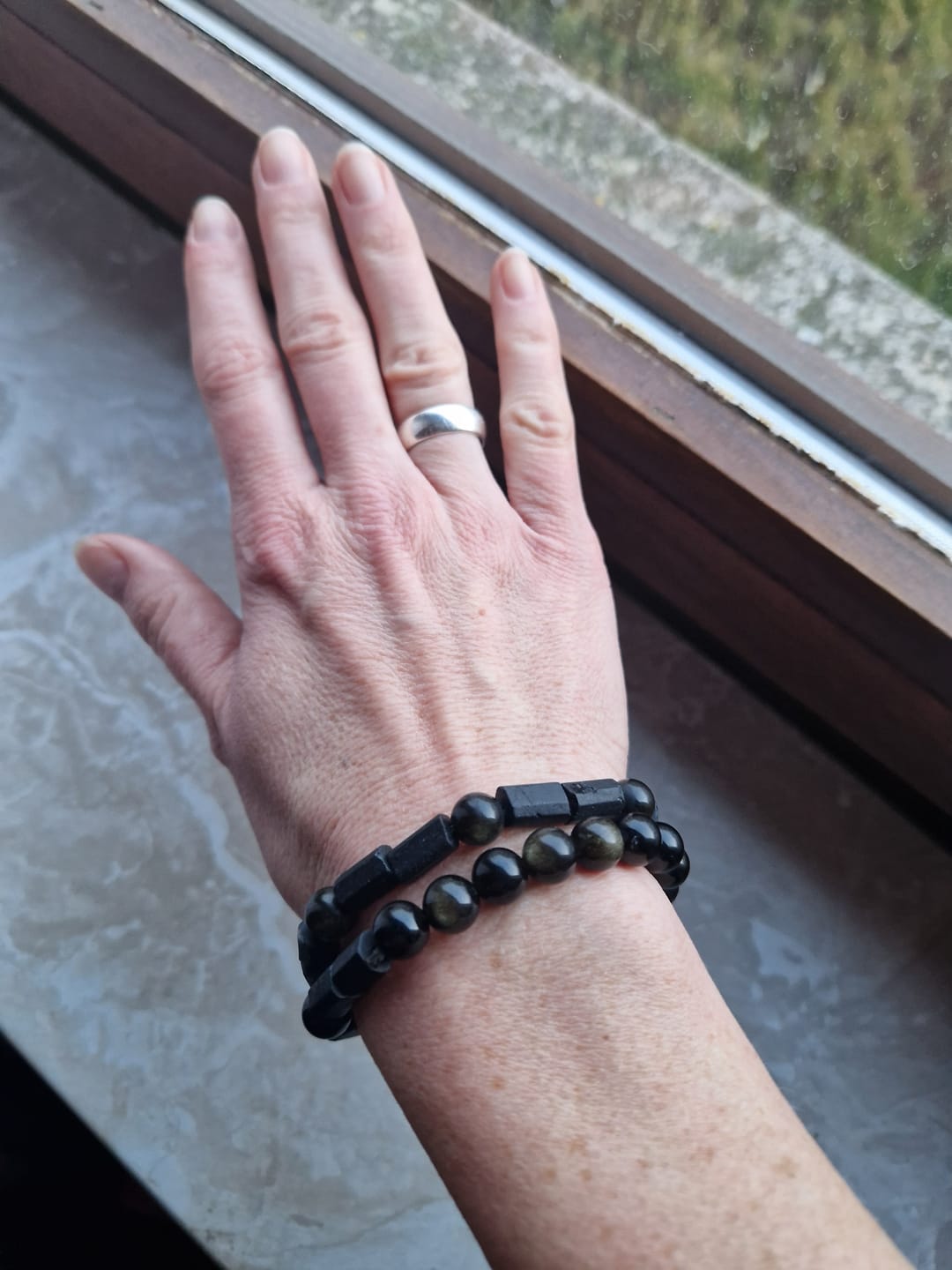 Customer photo review of Schwarzes Turmalin Obsidian - Schutz Armband